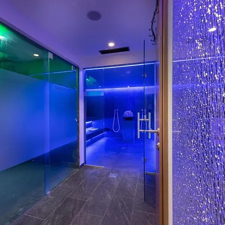Puint Hotel 4*