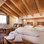 Puint Hotell Ladis